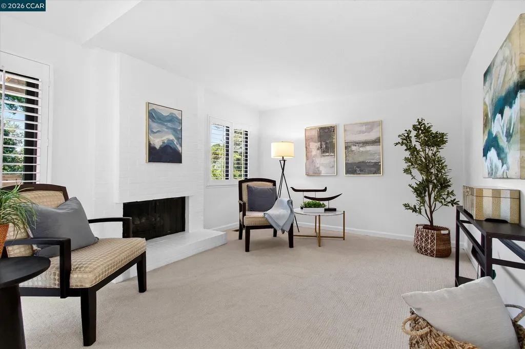 1989 Robin Ridge Court Walnut Creek CA 94597