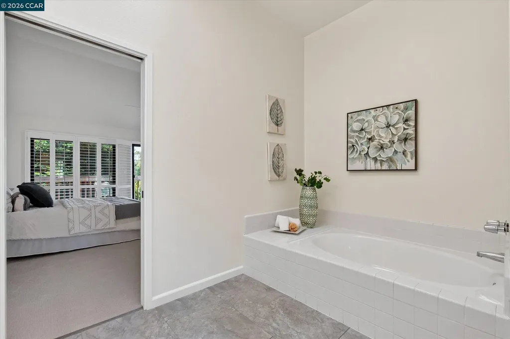 1989 Robin Ridge Court Walnut Creek CA 94597