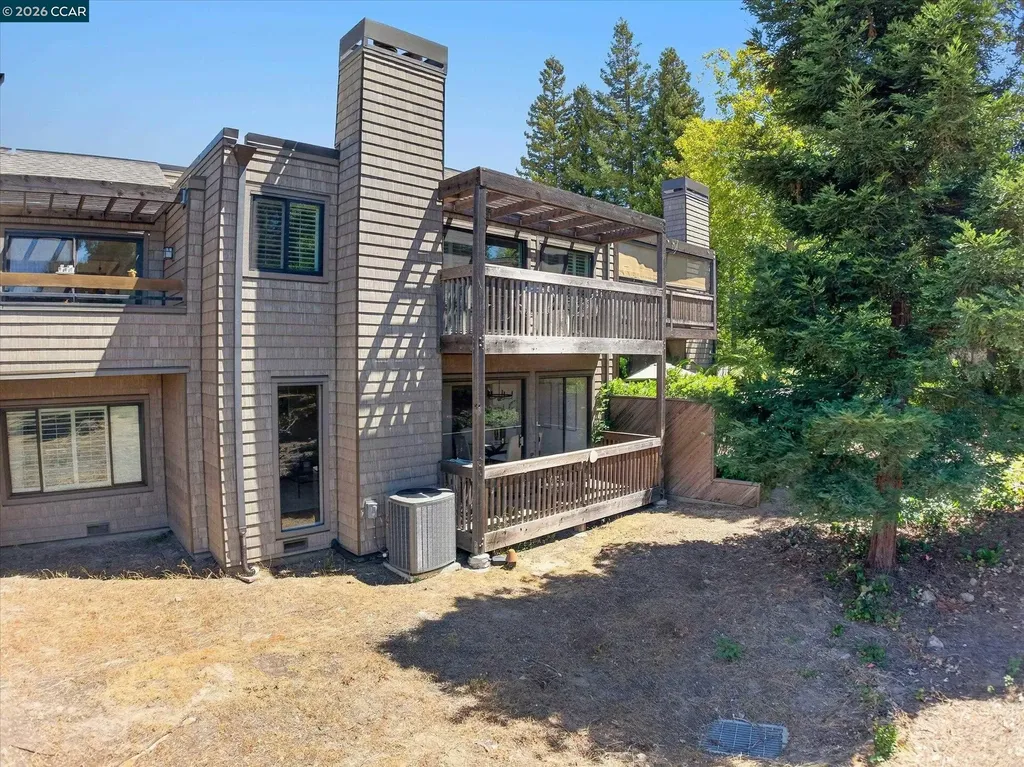 1989 Robin Ridge Court Walnut Creek CA 94597