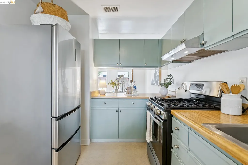 1806 Dwight Way Berkeley CA 94703