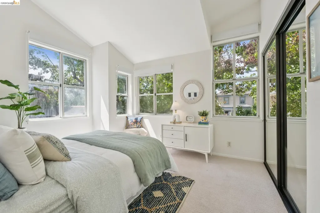 1806 Dwight Way Berkeley CA 94703