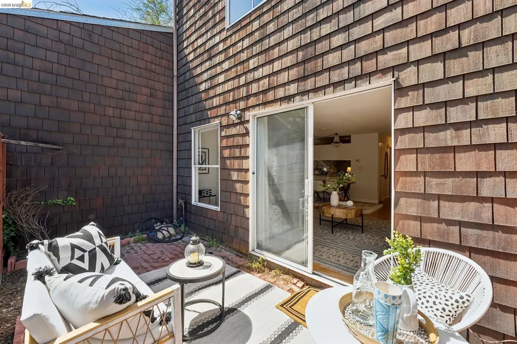 1806 Dwight Way Berkeley CA 94703