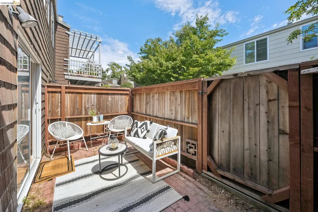 1806 Dwight Way Berkeley CA 94703