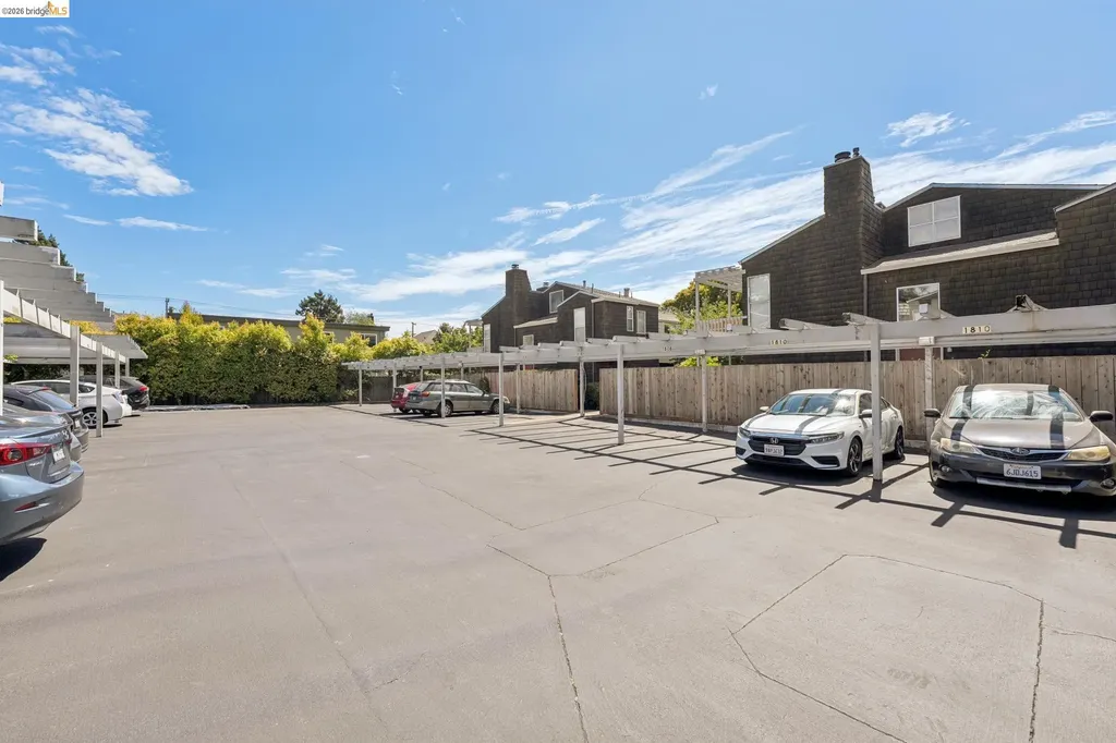 1806 Dwight Way Berkeley CA 94703