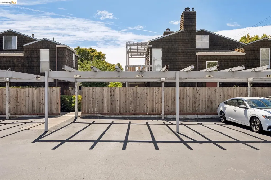 1806 Dwight Way Berkeley CA 94703