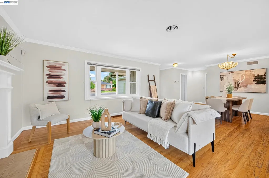 2062 Evergreen Avenue San Leandro CA 94577
