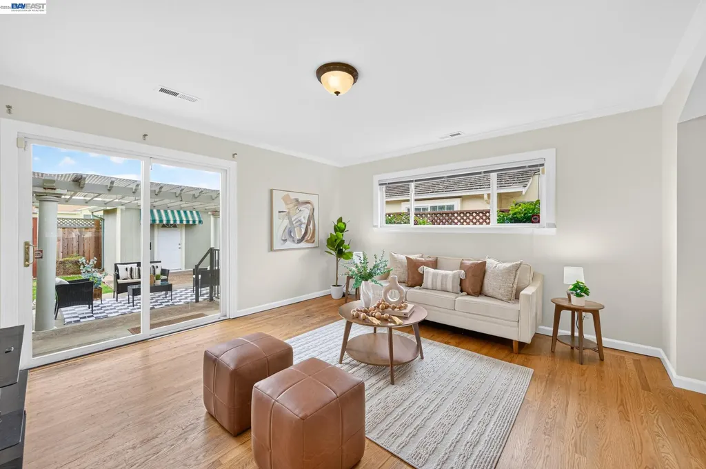 2062 Evergreen Avenue San Leandro CA 94577