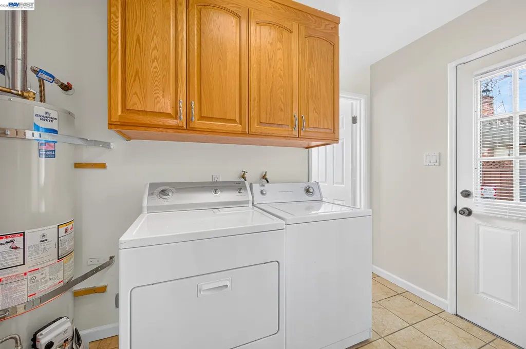 2062 Evergreen Avenue San Leandro CA 94577