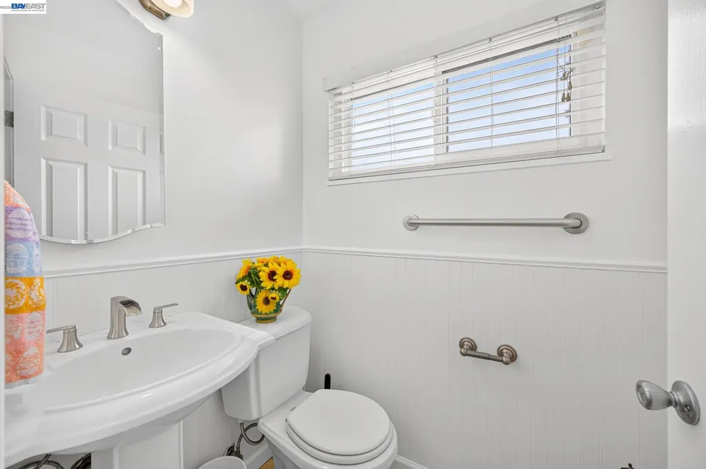 2062 Evergreen Avenue San Leandro CA 94577