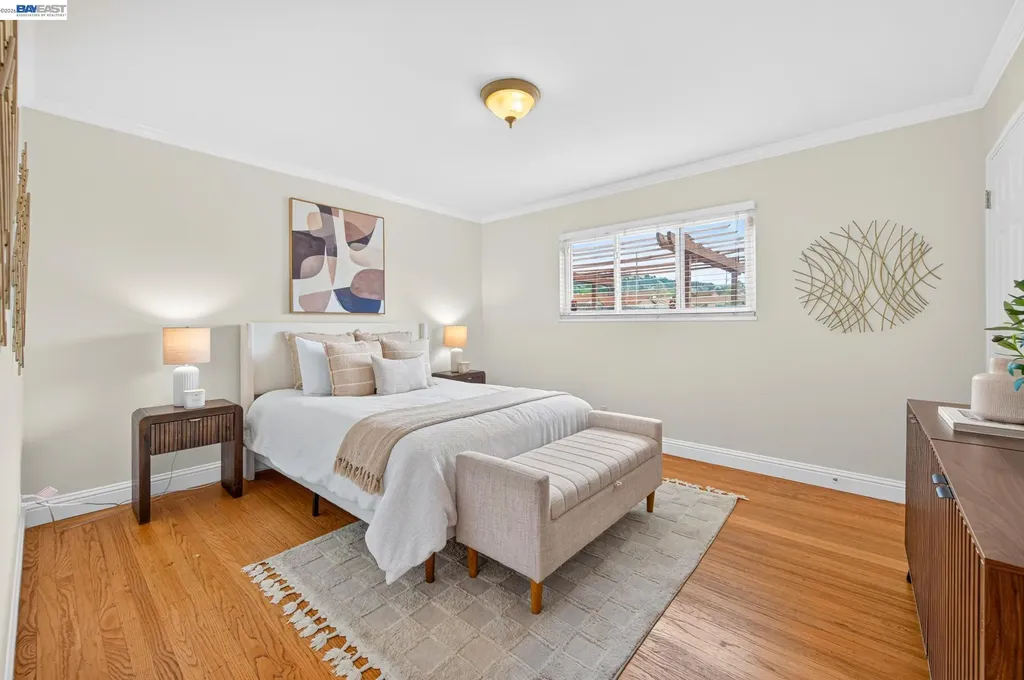 2062 Evergreen Avenue San Leandro CA 94577