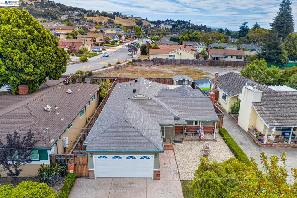 2062 Evergreen Avenue San Leandro CA 94577