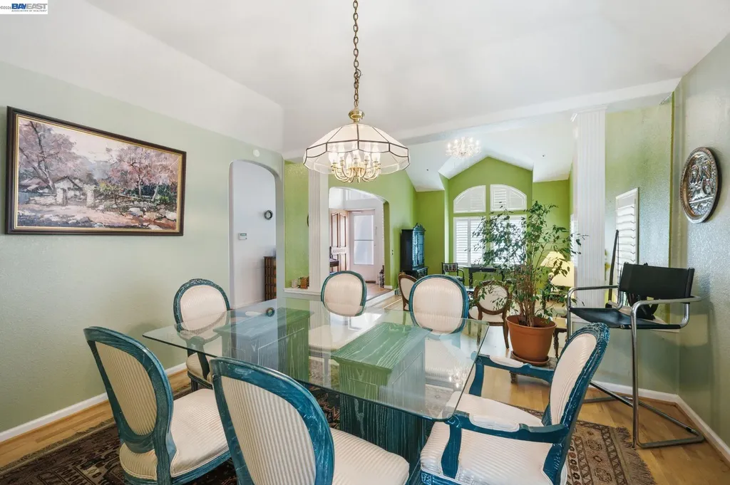 32219 Allison Drive Union City CA 94587