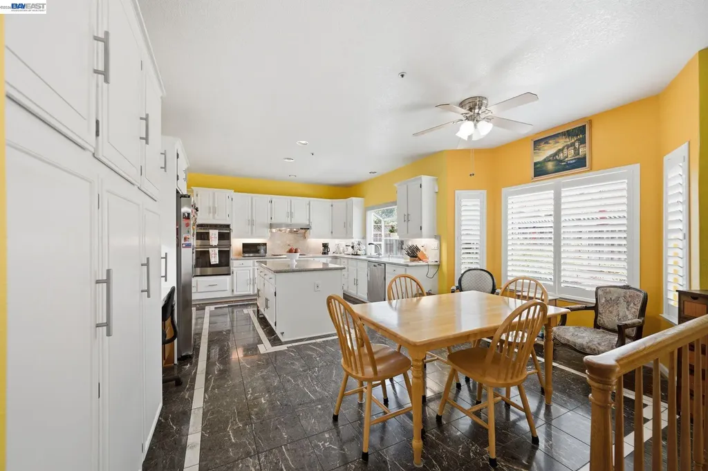 32219 Allison Drive Union City CA 94587