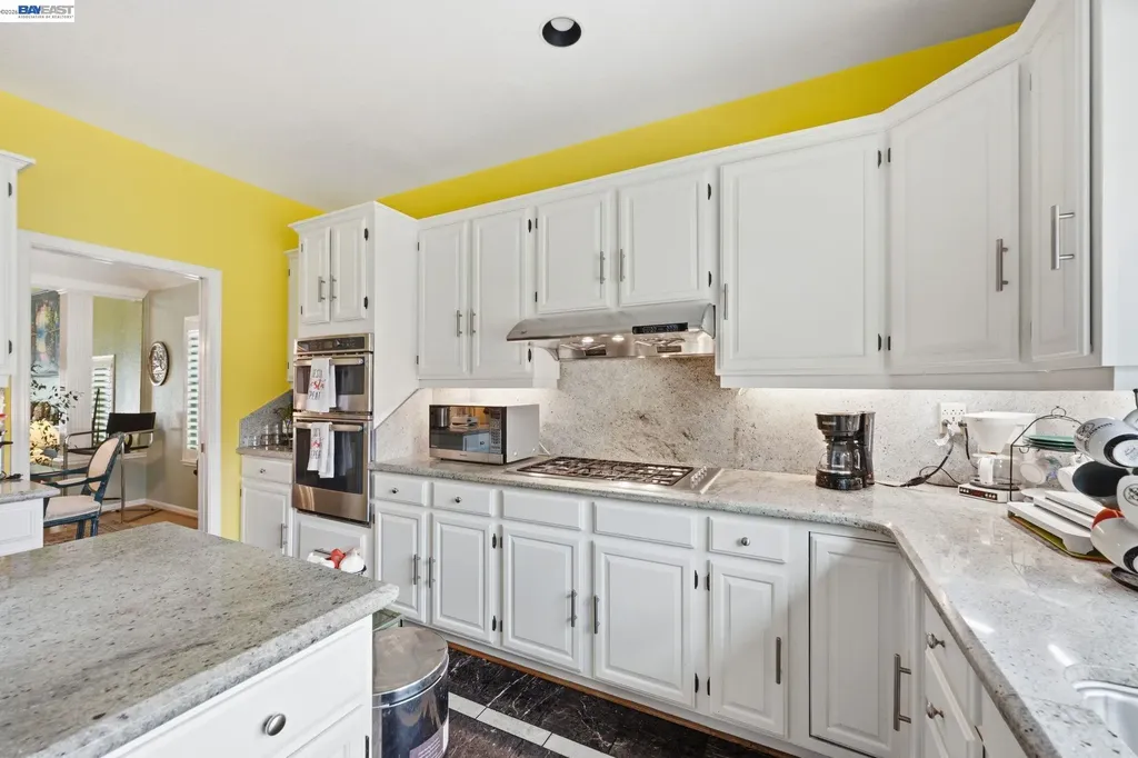 32219 Allison Drive Union City CA 94587