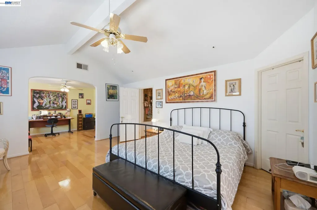 32219 Allison Drive Union City CA 94587