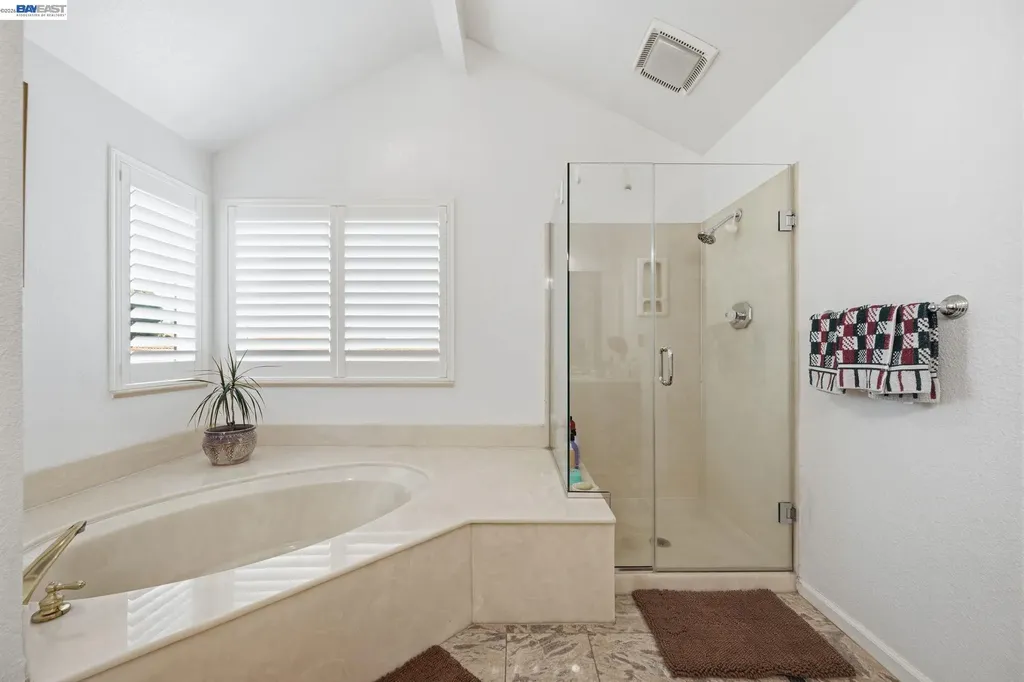 32219 Allison Drive Union City CA 94587