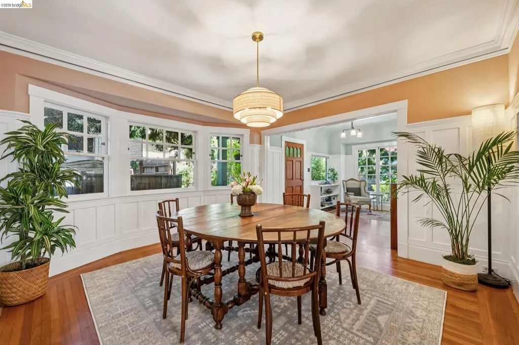 2325 Howe Street Berkeley CA 94705