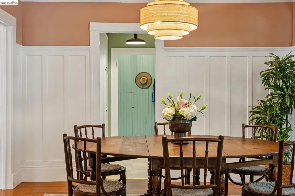 2325 Howe Street Berkeley CA 94705