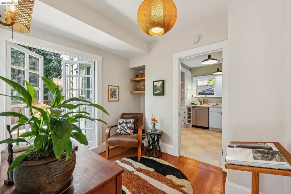 2325 Howe Street Berkeley CA 94705