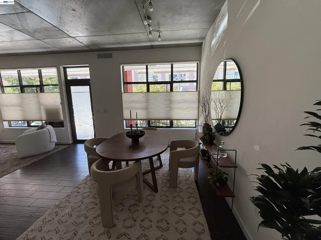 288 3rd Street Oakland CA 94607