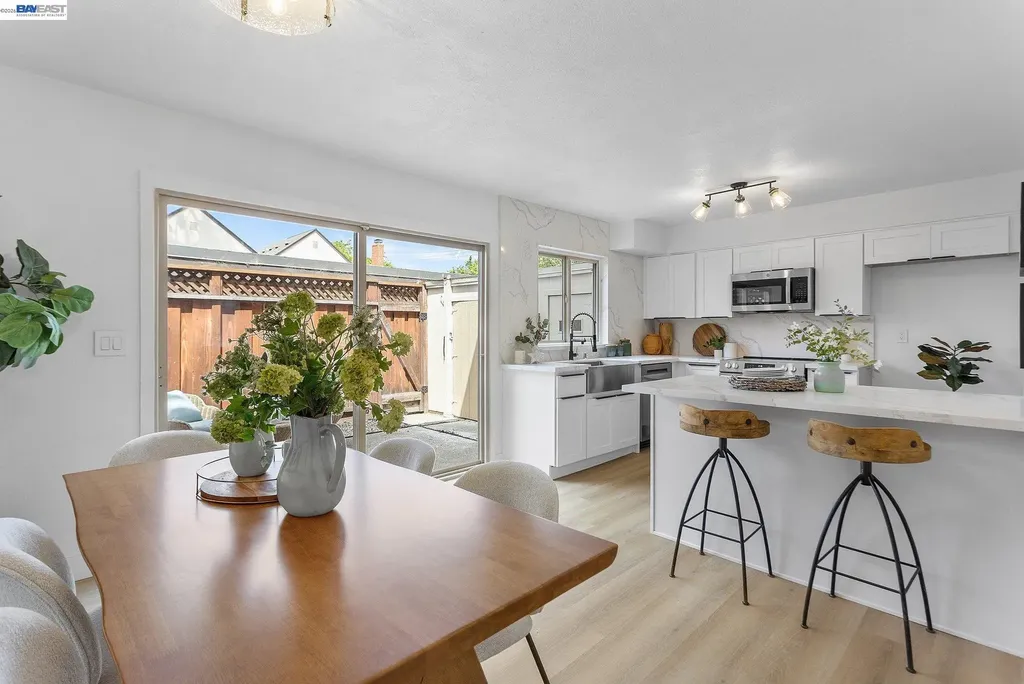 14715 Doolittle Drive San Leandro CA 94577