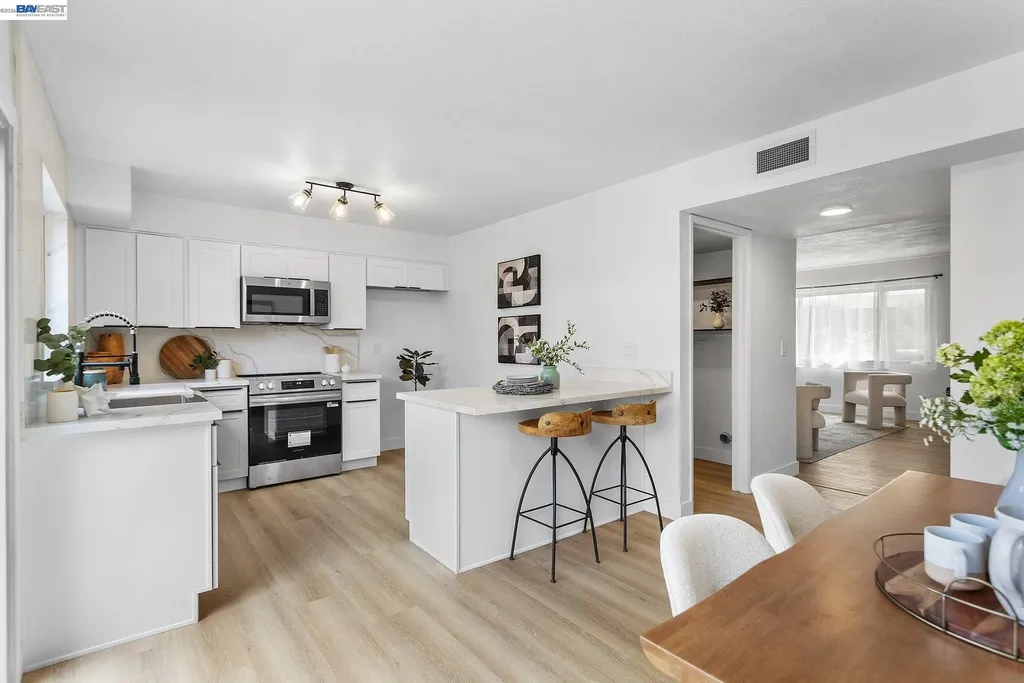 14715 Doolittle Drive San Leandro CA 94577
