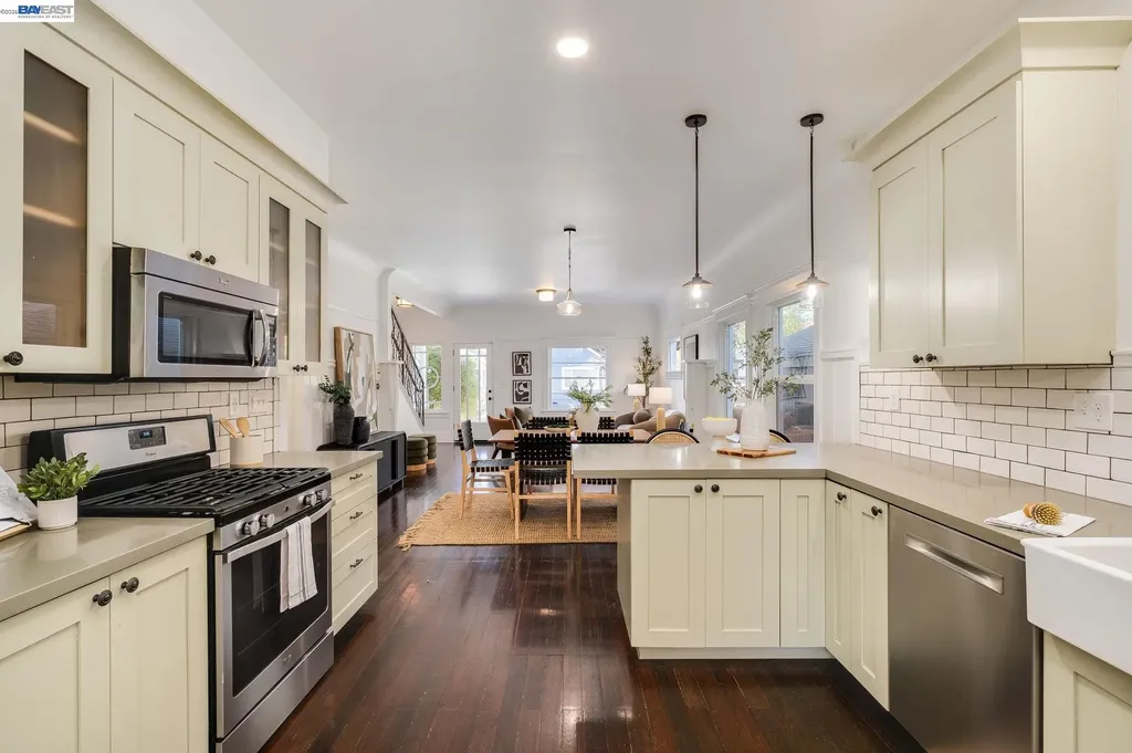 815 45th Street Oakland CA 94608