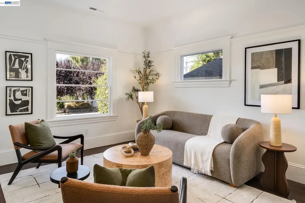 815 45th Street Oakland CA 94608