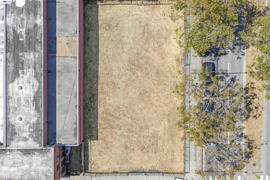 3020 San Pablo Avenue Berkeley CA 94702