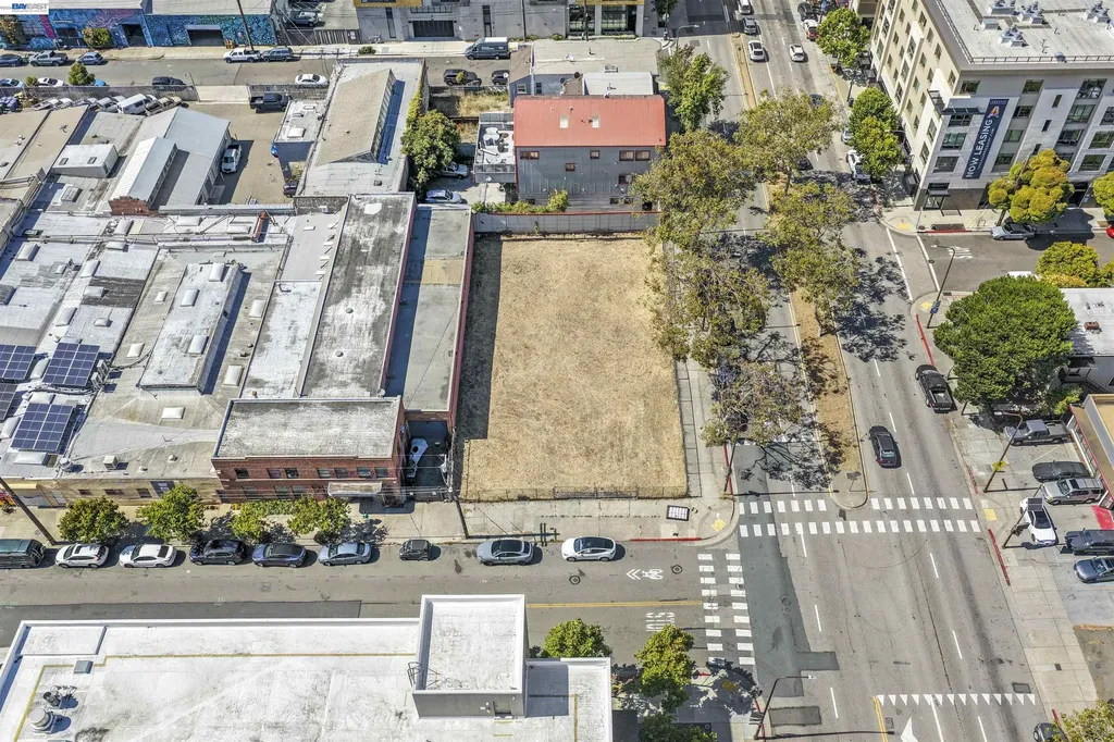 3020 San Pablo Avenue Berkeley CA 94702