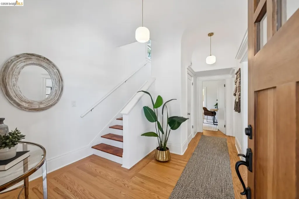 1075 53rd Street Oakland CA 94608