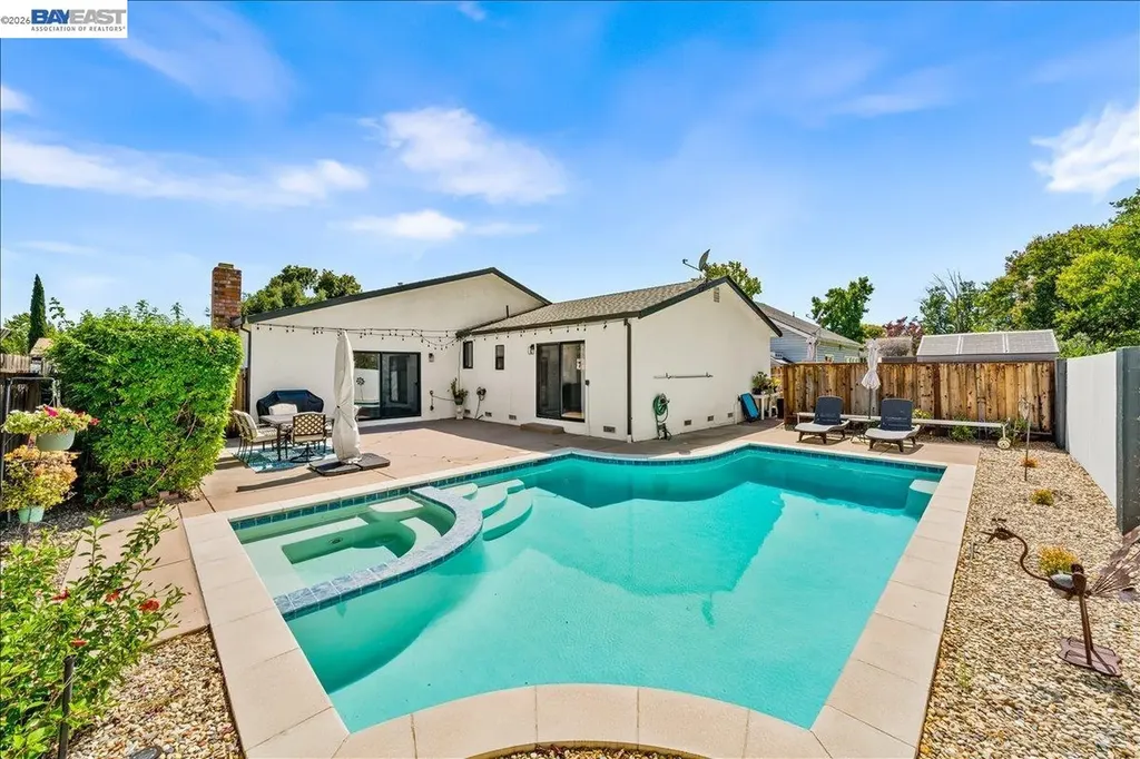 586 Colusa Way Livermore CA 94551