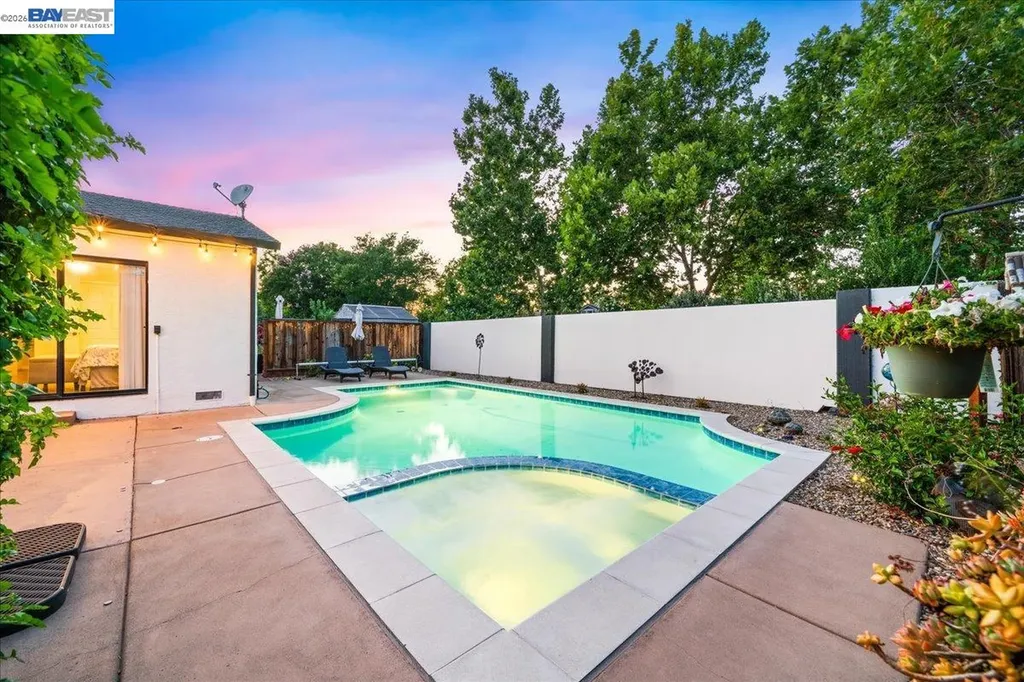 586 Colusa Way Livermore CA 94551