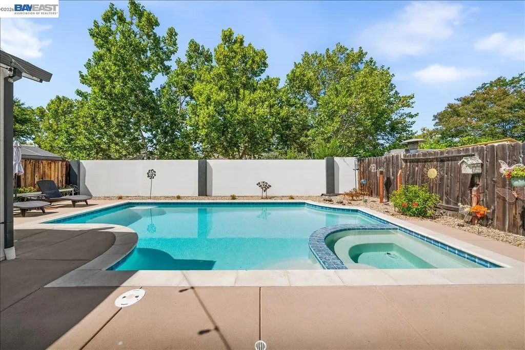 586 Colusa Way Livermore CA 94551