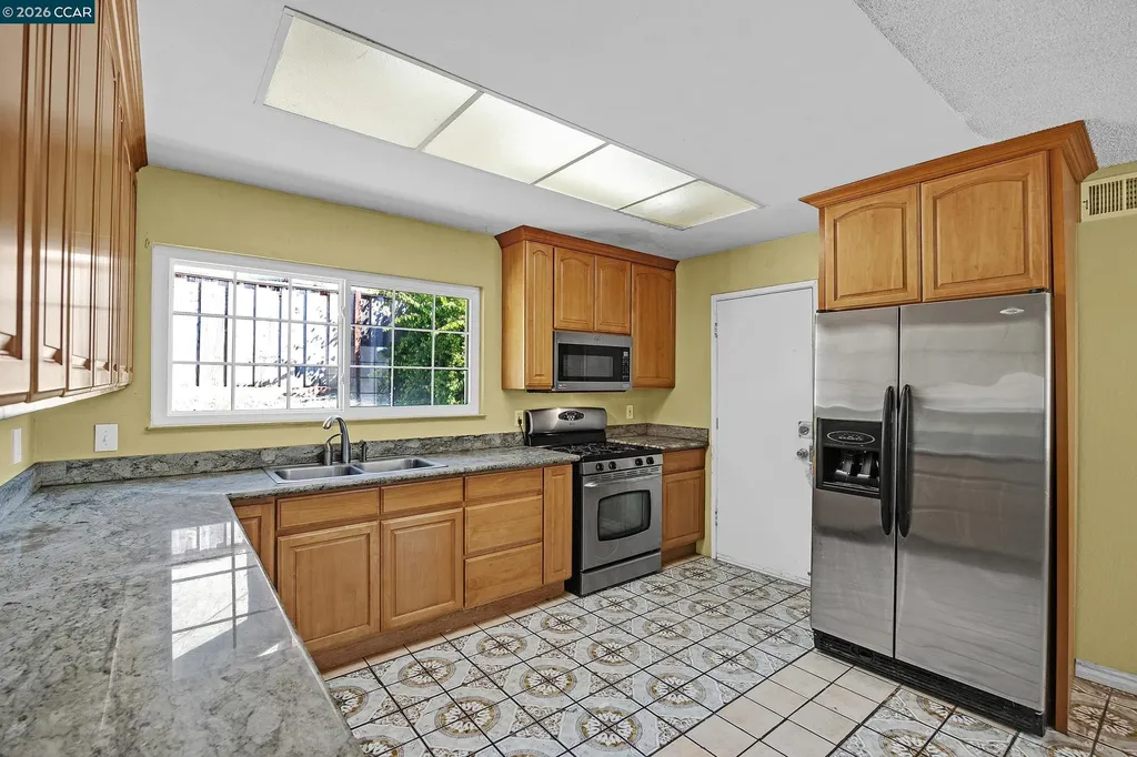972 Tara Hills Drive Pinole CA 94564