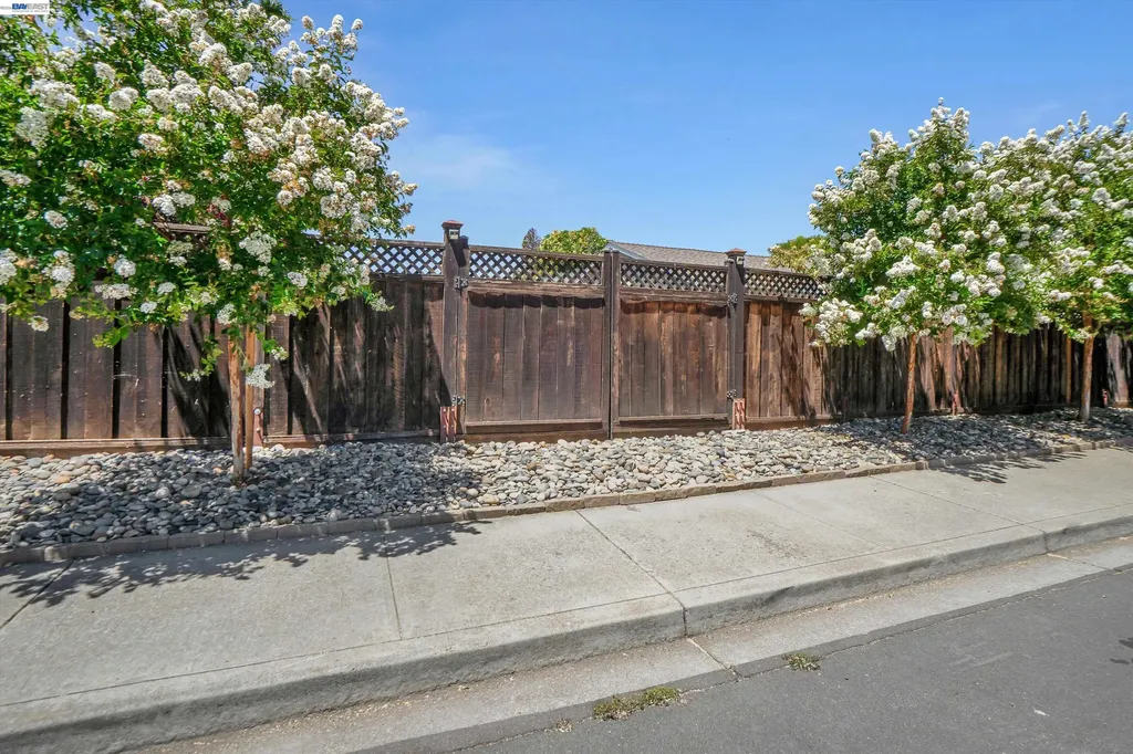 4185 Bishop Pine Way Livermore CA 94551