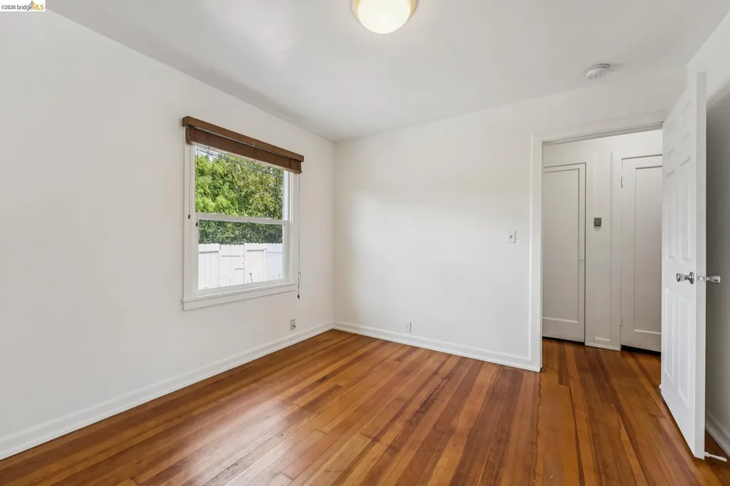 33 Bissell Richmond CA 94801