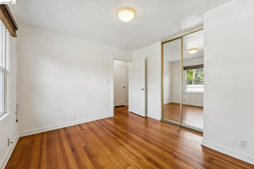 33 Bissell Richmond CA 94801