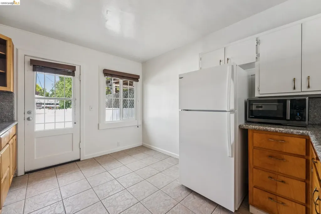 33 Bissell Richmond CA 94801