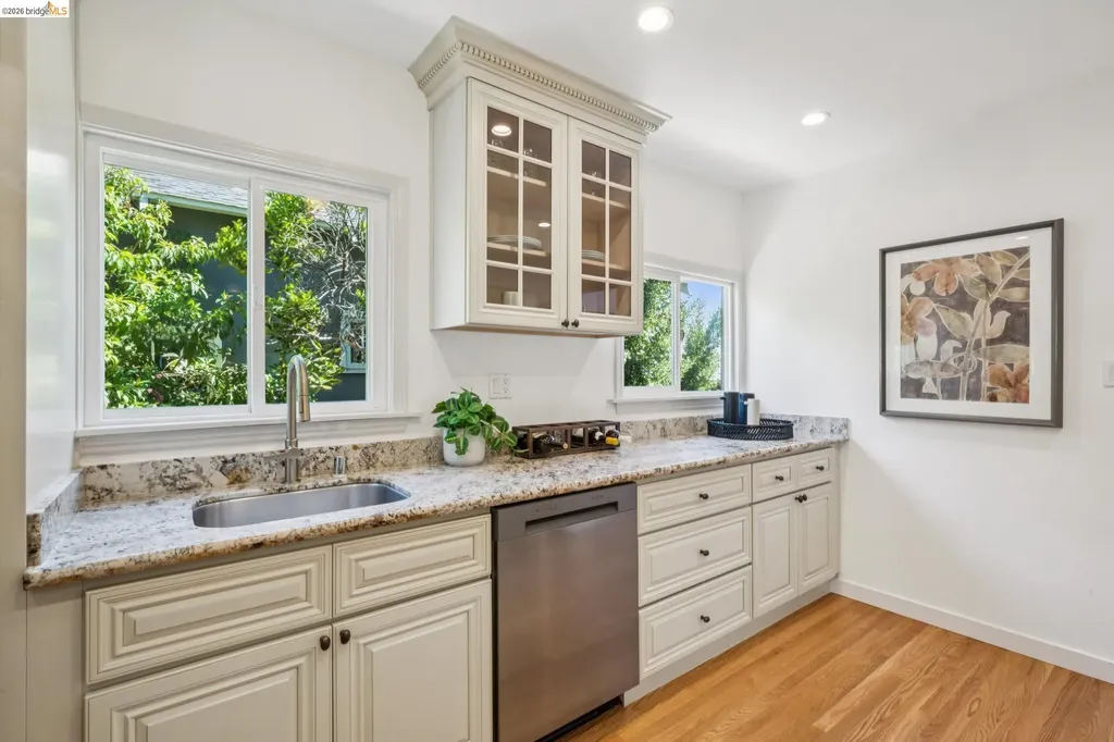 1329 Everett Street El Cerrito CA 94530