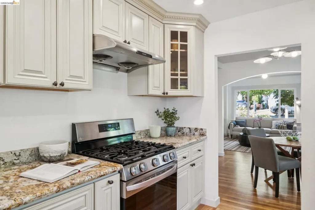 1329 Everett Street El Cerrito CA 94530