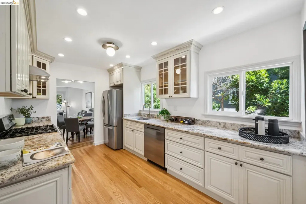 1329 Everett Street El Cerrito CA 94530