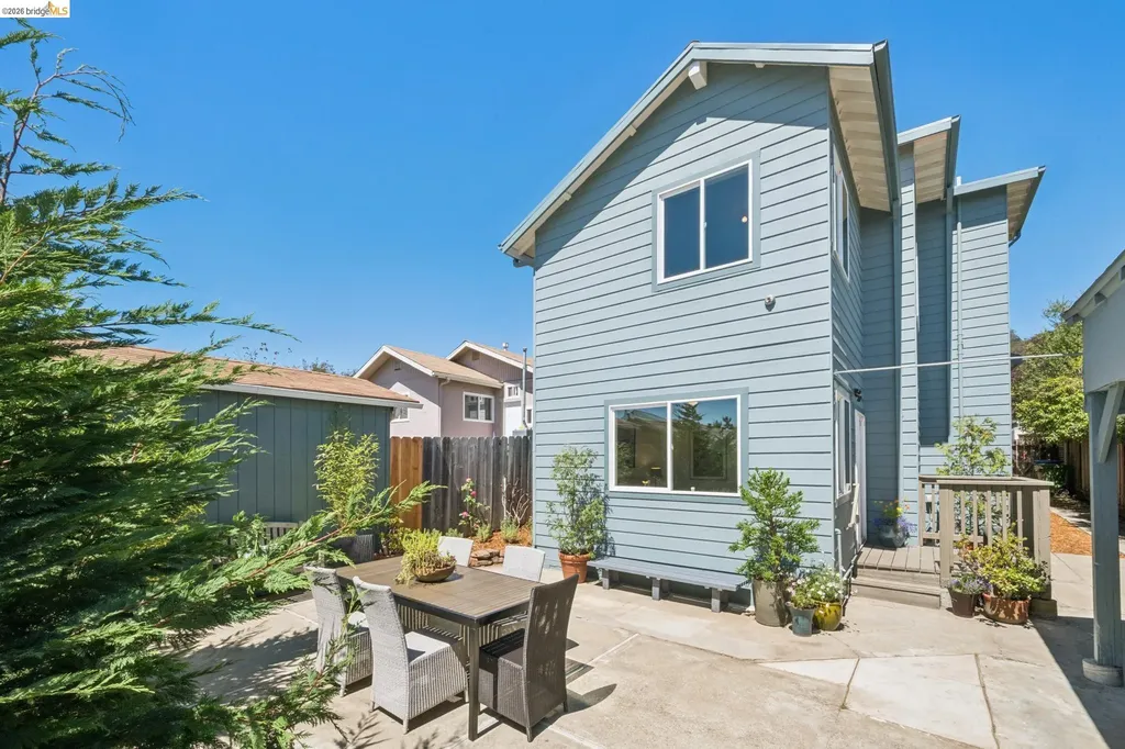 1329 Everett Street El Cerrito CA 94530