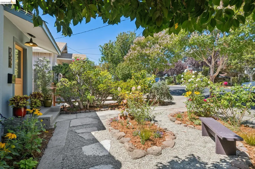 1329 Everett Street El Cerrito CA 94530