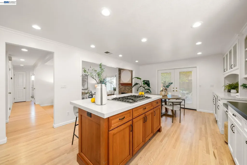 34351 Newton Court Fremont CA 94555