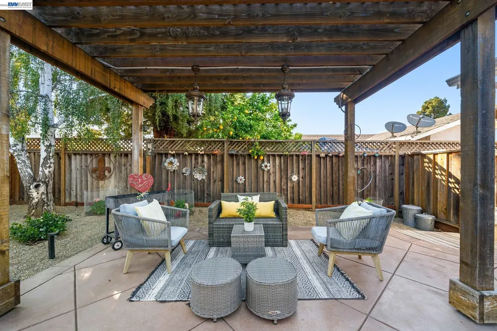 34351 Newton Court Fremont CA 94555