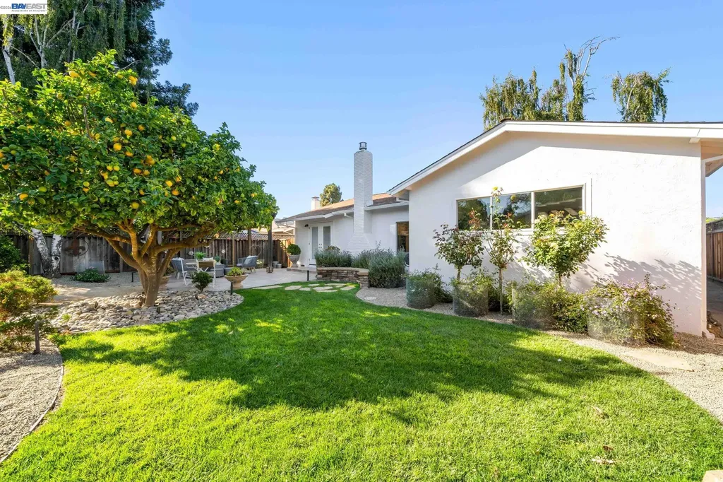 34351 Newton Court Fremont CA 94555