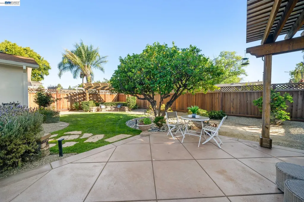 34351 Newton Court Fremont CA 94555