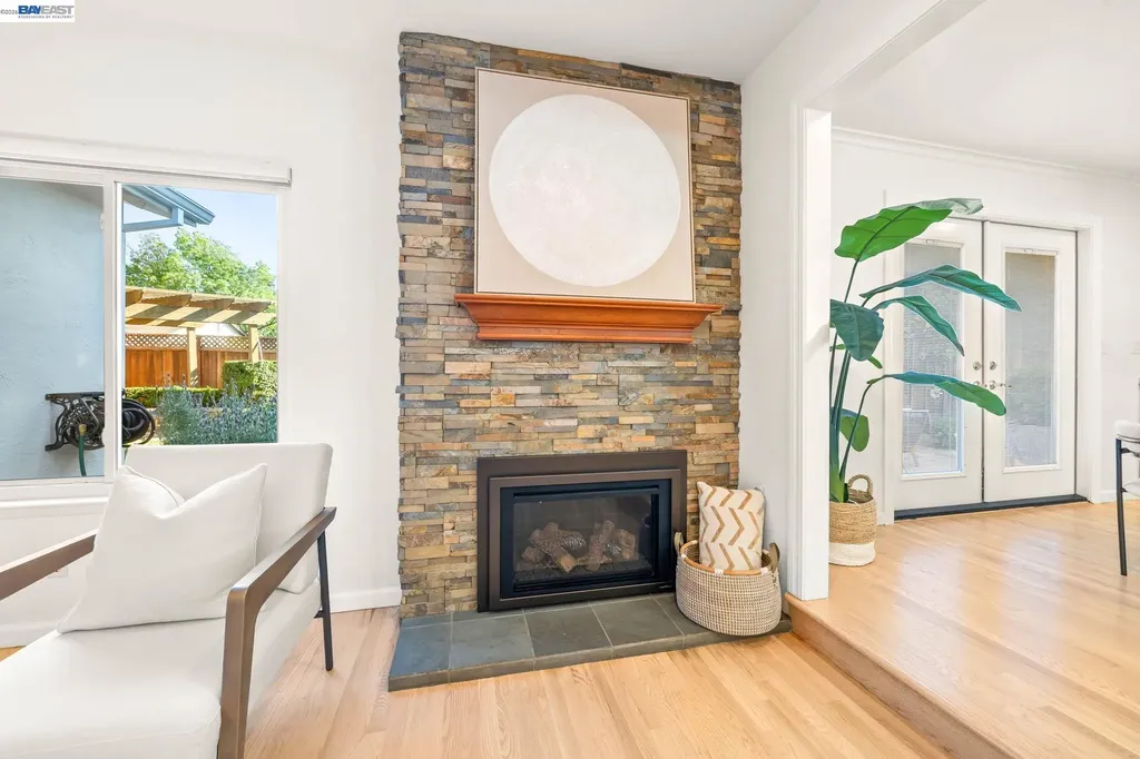 34351 Newton Court Fremont CA 94555