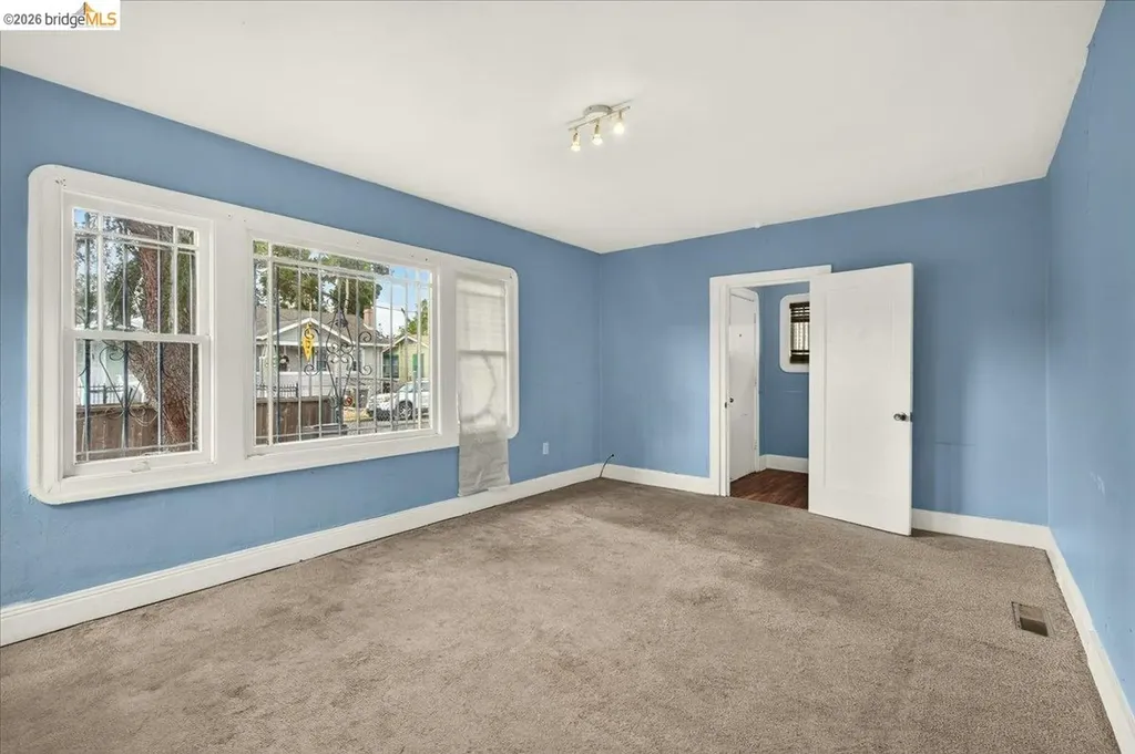 2333 81st Avenue Oakland CA 94605